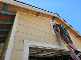 Siding Removal and Disposal in Osage City, KS